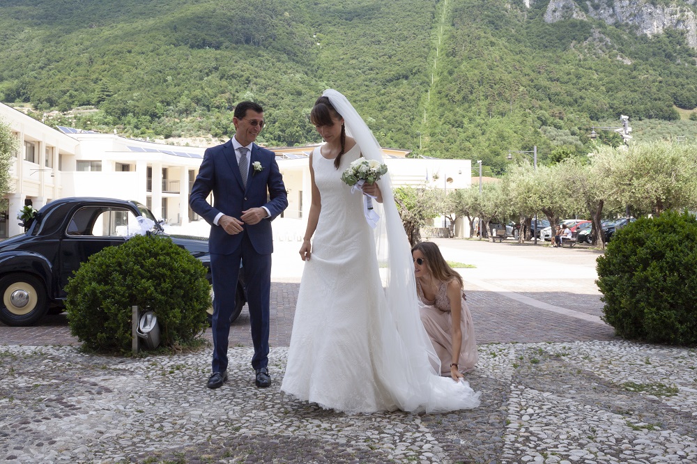 abito da sposa in figura realizzato da elena spose atelier a nove