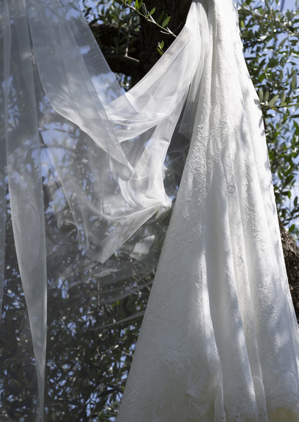 abito da sposa realizzato su misura per irene da elena spose atelier